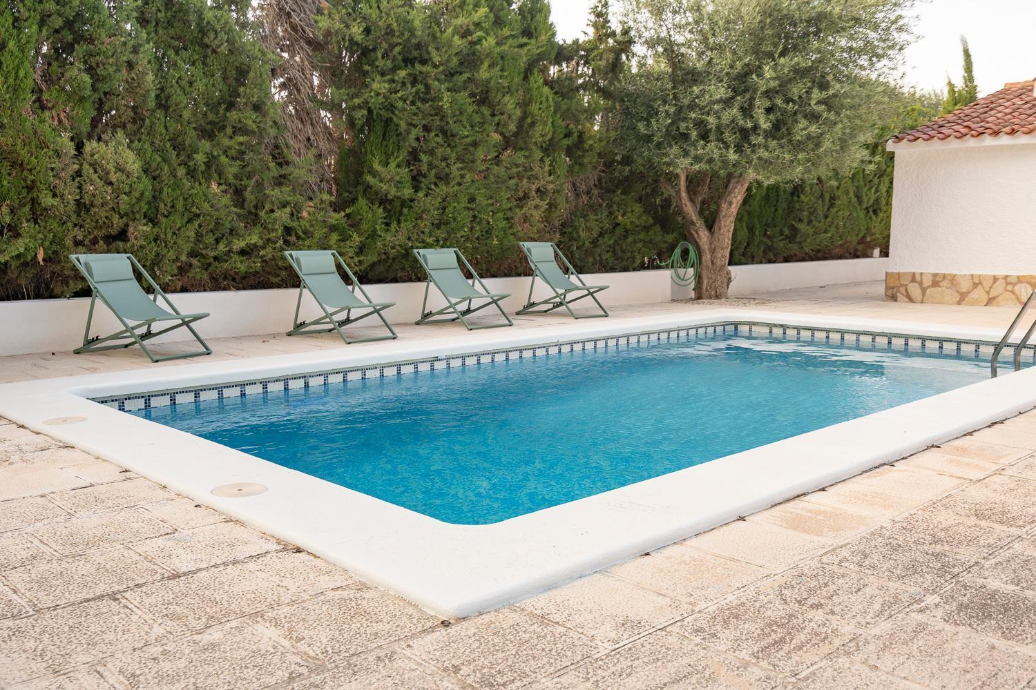 Alkatur Relax Y Confort Jardin Y Piscina Guest house Benimagrell